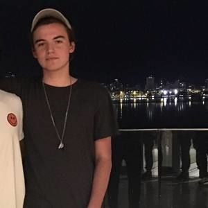 Meet your Posher, Bruno